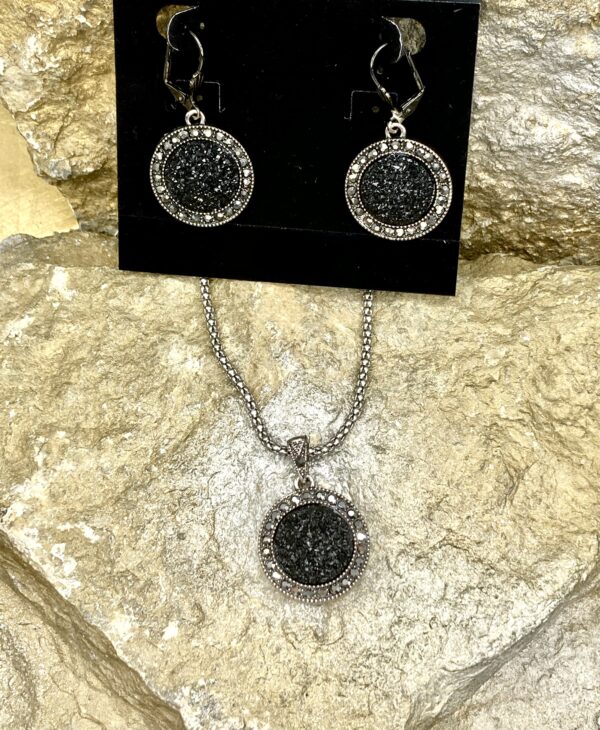 02839-Hematite Crystal Set; Suggested Retail: $14.00-16.00