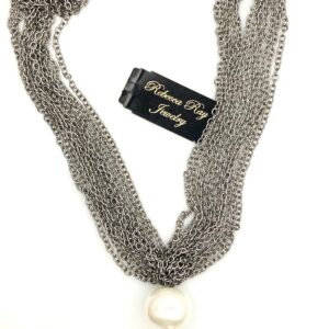 02975 Pearl Necklace