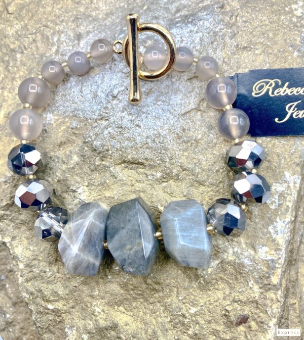 03049-Stretch Beaded Bracelet; Suggested Retail: $14.00-16.00