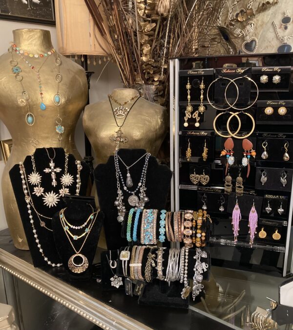 Glamorous Deal- Assortment Package