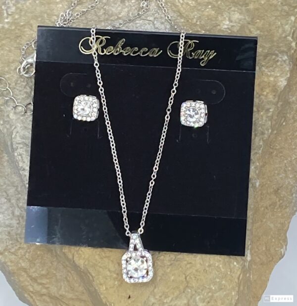 03545-Cubic Zirconia Set; Suggested Retail: $ 12.00-14.00