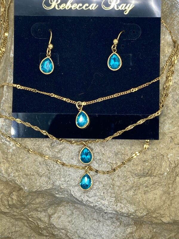 03502- Capri Blue Triple Layered Teardrop Set; Suggested Retail: $22.50-26.00