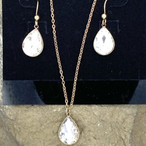 03510- Clear Crystal Teardrop Set; Suggested Retail: $14.00-18.00