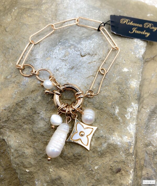 03579- Beaded Bracelet; Suggested Retail : $12.00-14.00